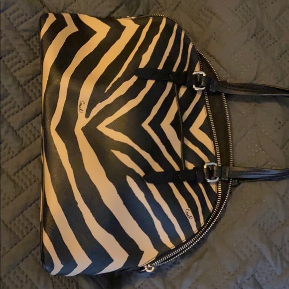 Coach purse - Picture 2 of 11